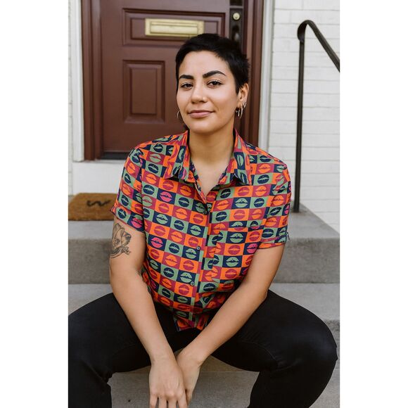 Wildfang Tops - WILDFANG Pink Lip Pattern The Empower Button Up Shirt Top   Women's Size Small